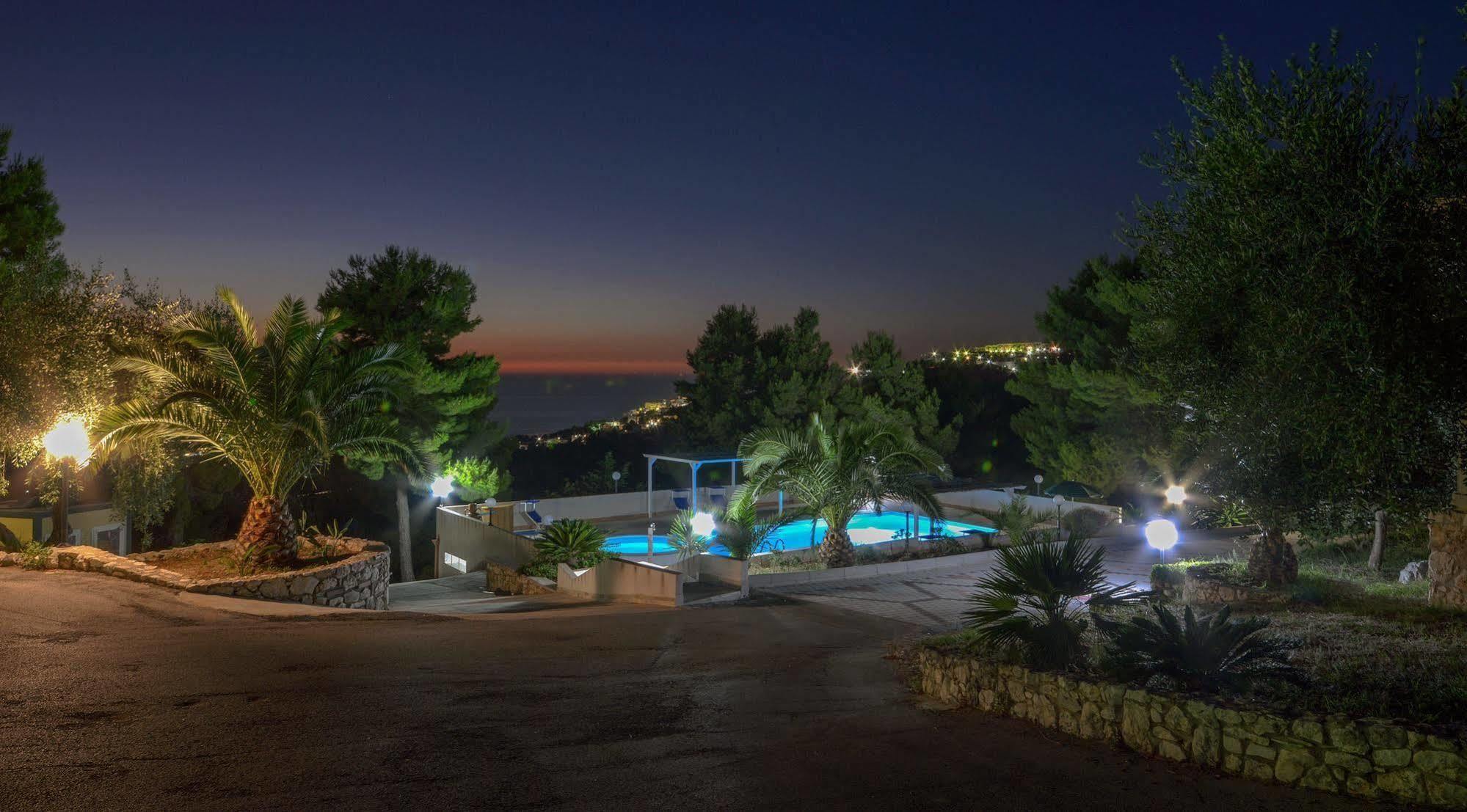 B&B Villa Nicoletta Peschici Exteriör bild